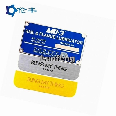 Giá tốt. Bảng tên bằng thép không gỉ Pantone 3M Keo dán bằng nhôm cắt laser Tấm kim loại trực tuyến
